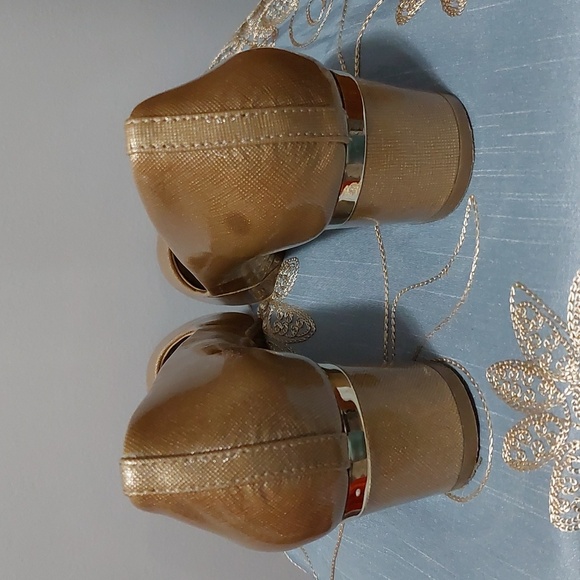 Arturo Chiang Block Heel Size 7 1/2 M - Picture 2 of 9